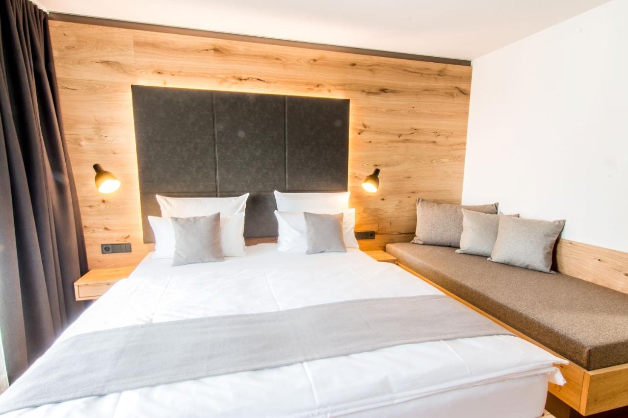 Wirthshof Hotel & Chalets Markdorf Eksteriør billede